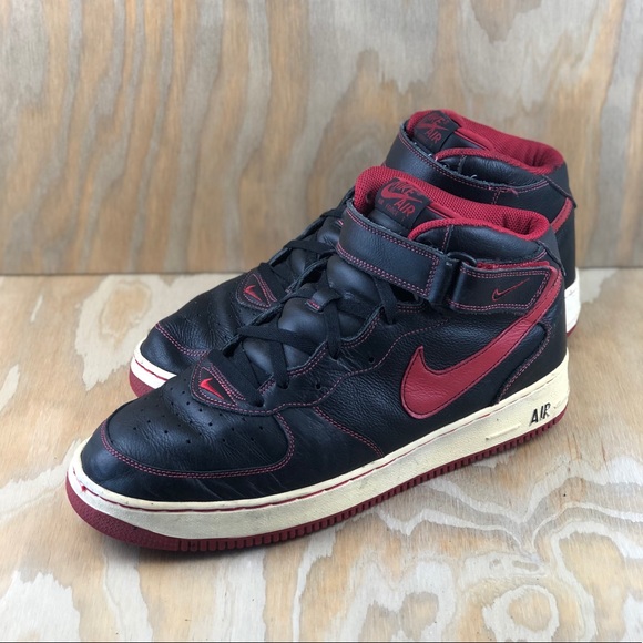 nike air force mid bred